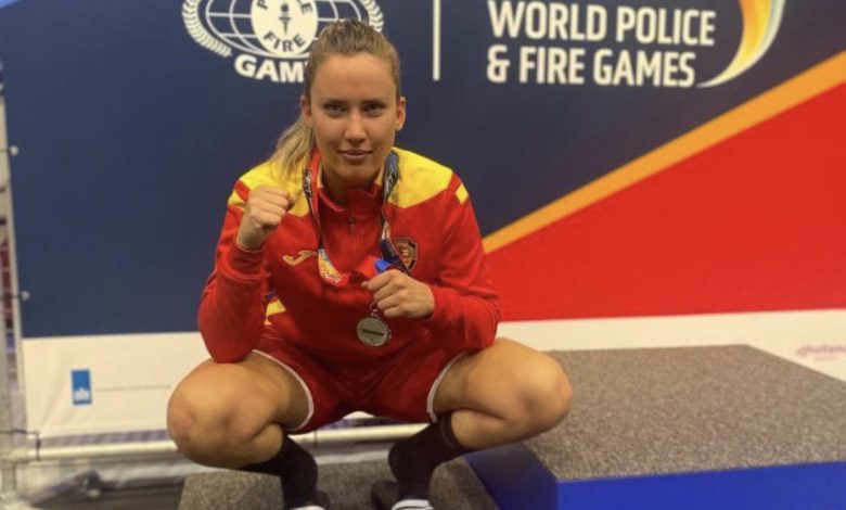 El cos policial de Blanes, compromès amb l'esport