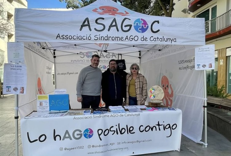 Blanes commemora el Dia Internacional de les Malalties Minoritàries amb una carpa informativa sobre la Síndrome AGO