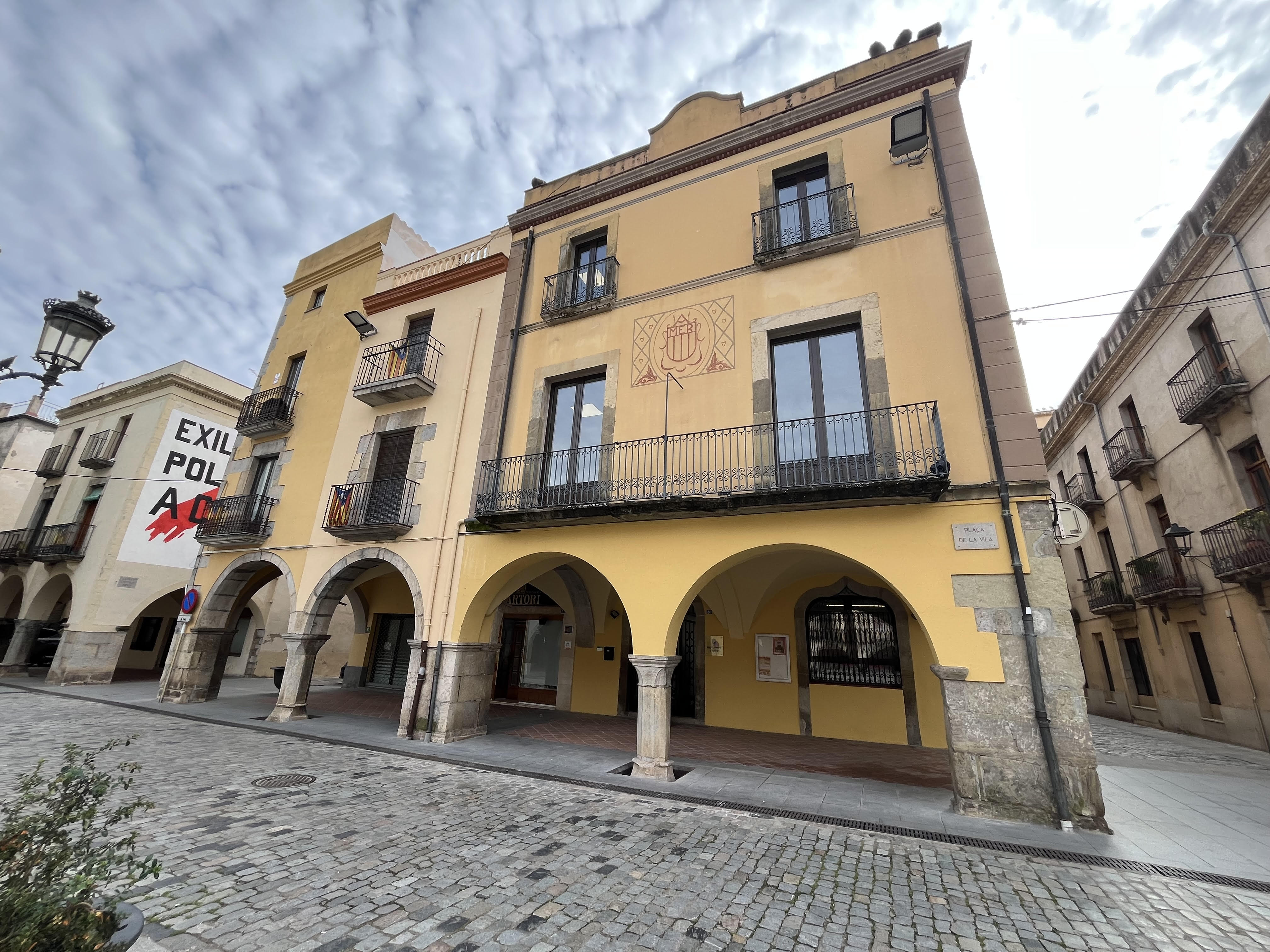 L'Ajuntament d'Amer celebra la finalització de les obres de remodelació del consistori