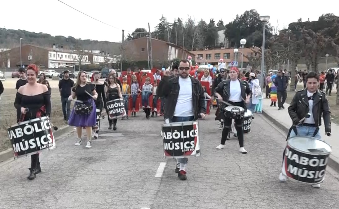 El Carnaval de Sant Julià de Llor i Bonmatí destaca per la seva originalitat