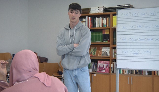 Sant Julià del Llor i Bonmatí reactiva les classes de català per a nouvinguts