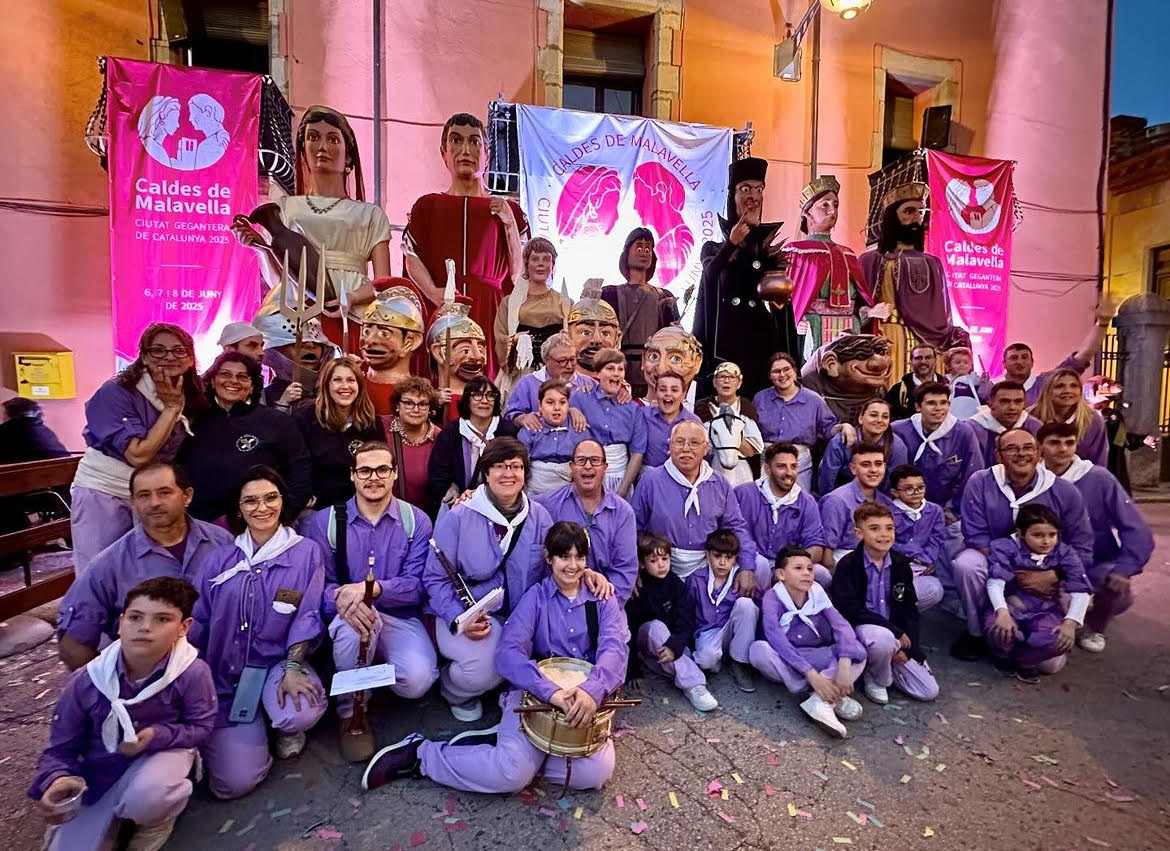Els Gegants de Caldes de Malavella presenten una nova imatge com a 36a Ciutat Gegantera de Catalunya