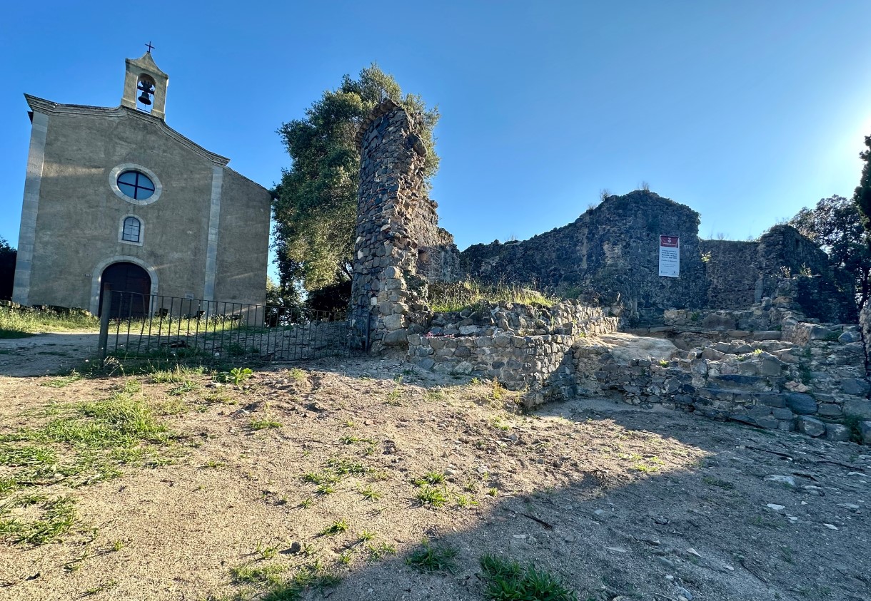 Noves descobertes en la campanya arqueològica al Castell de Malavella