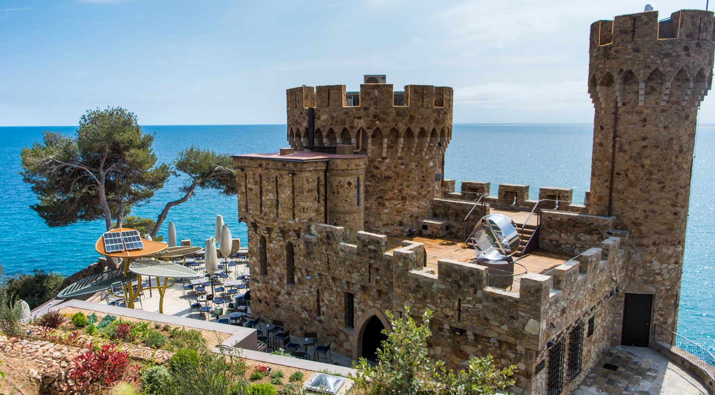 El Castell de Lloret reobre amb una experiència immersiva dedicada a l'emergència climàtica