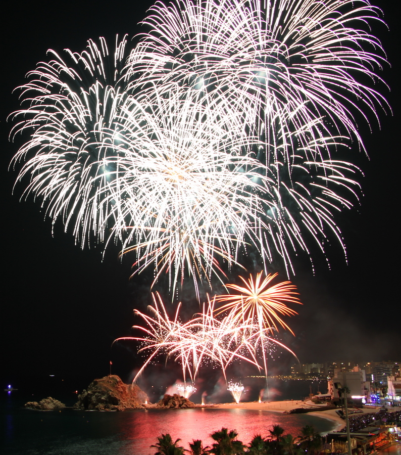DIRECTE: 52è Concurs de Focs d'Artifici de Blanes (Dijous 24/07/2024) 