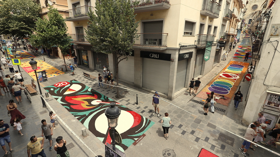 Les Catifes de Flors de Blanes i Arbúcies volen ser reconegudes com a Patrimoni Cultural Immaterial
