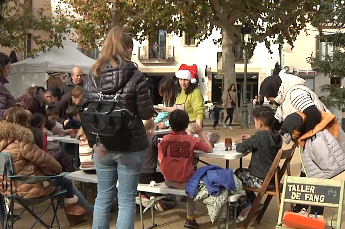 Santa Coloma de Farners celebra per primera vegada la Fira de Nadal 