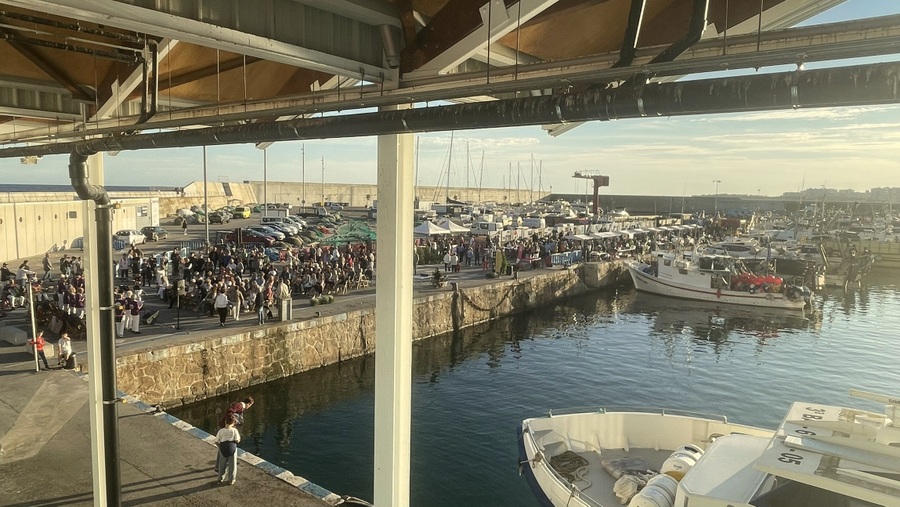 La Confraria de Pescadors inaugura el projecte Land Art i els 'Capvespres del Port'