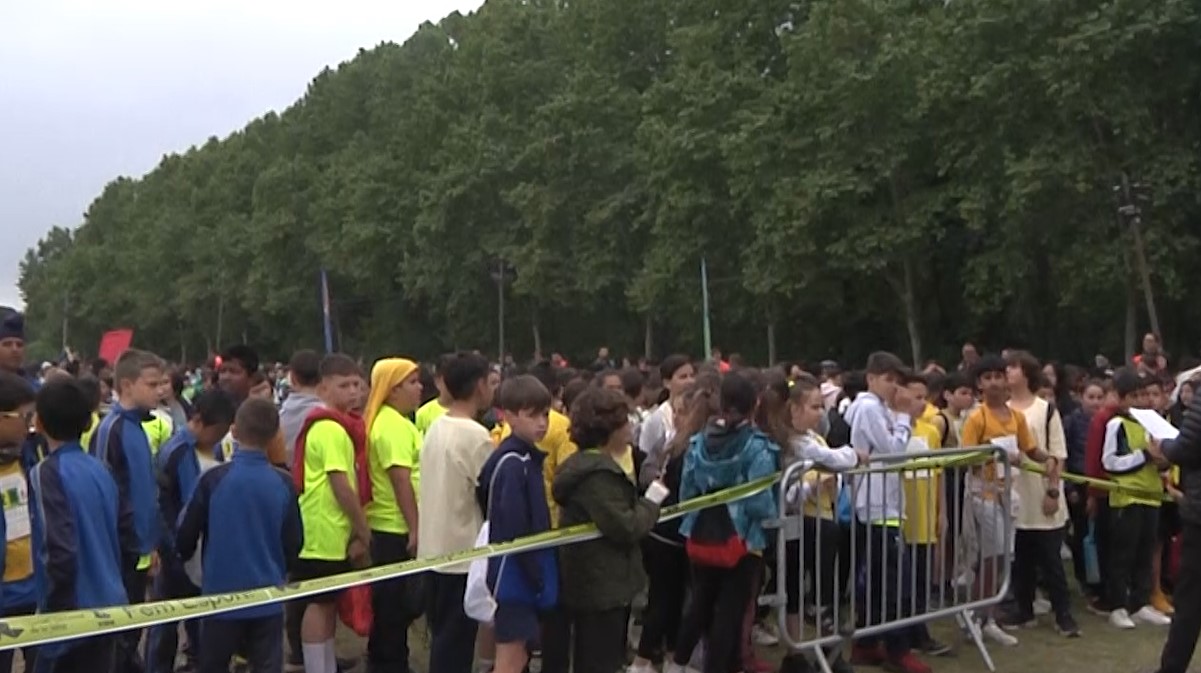 Santa Coloma de Farners acull la IX Jornada Esportiva amb 1.000 participants escolars