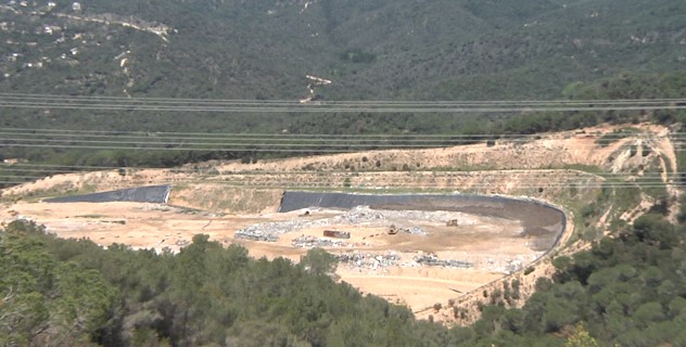 14 entitats veïnals de Lloret de Mar demanen tancar l'abocador l'any 2030