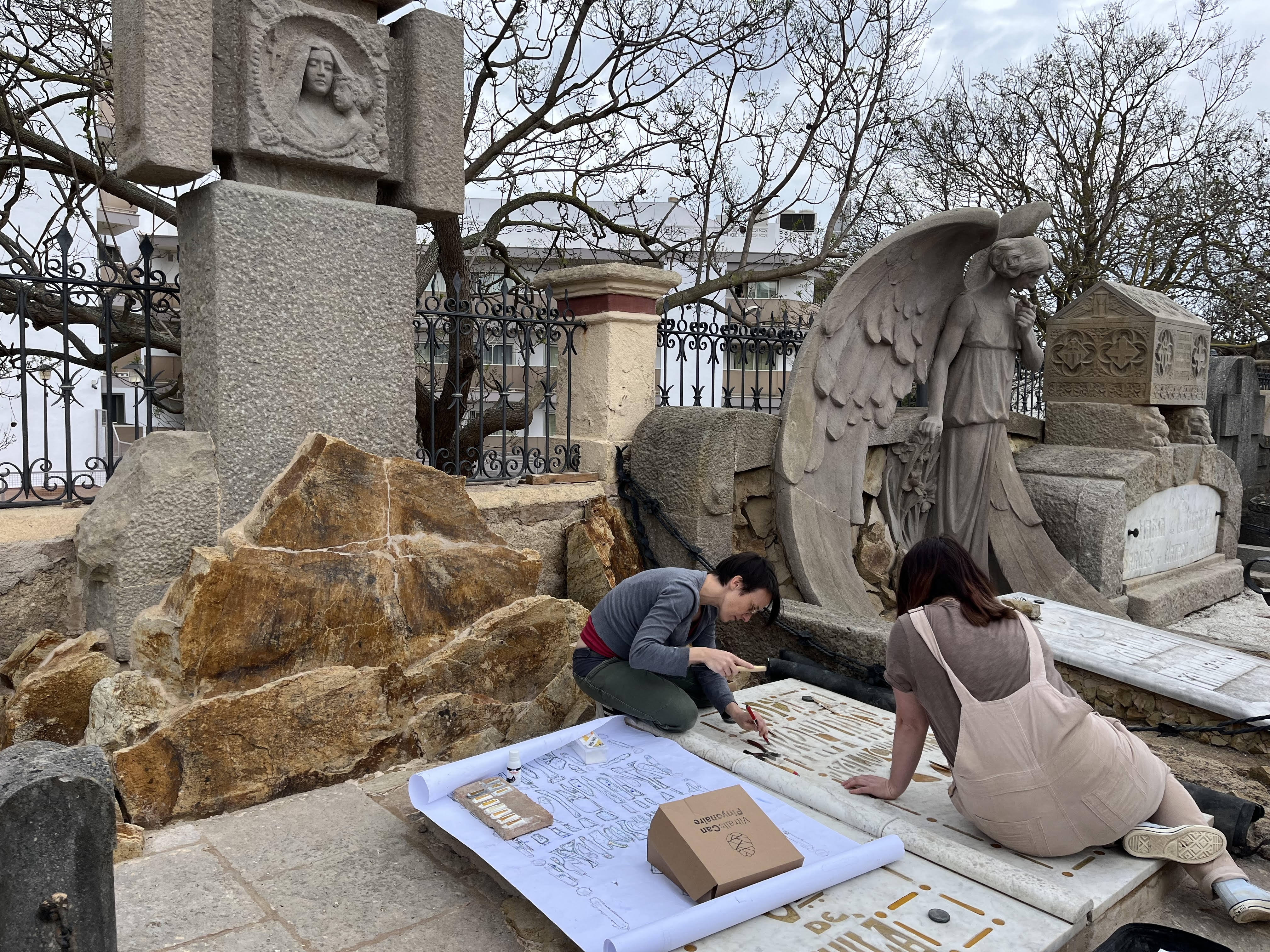 Lloret de Mar inicia la restauració de dos panteons del Cementiri Modernista