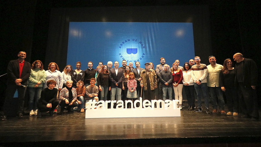 Blanes presenta la nova marca d'identitat 'Arran de Mar'