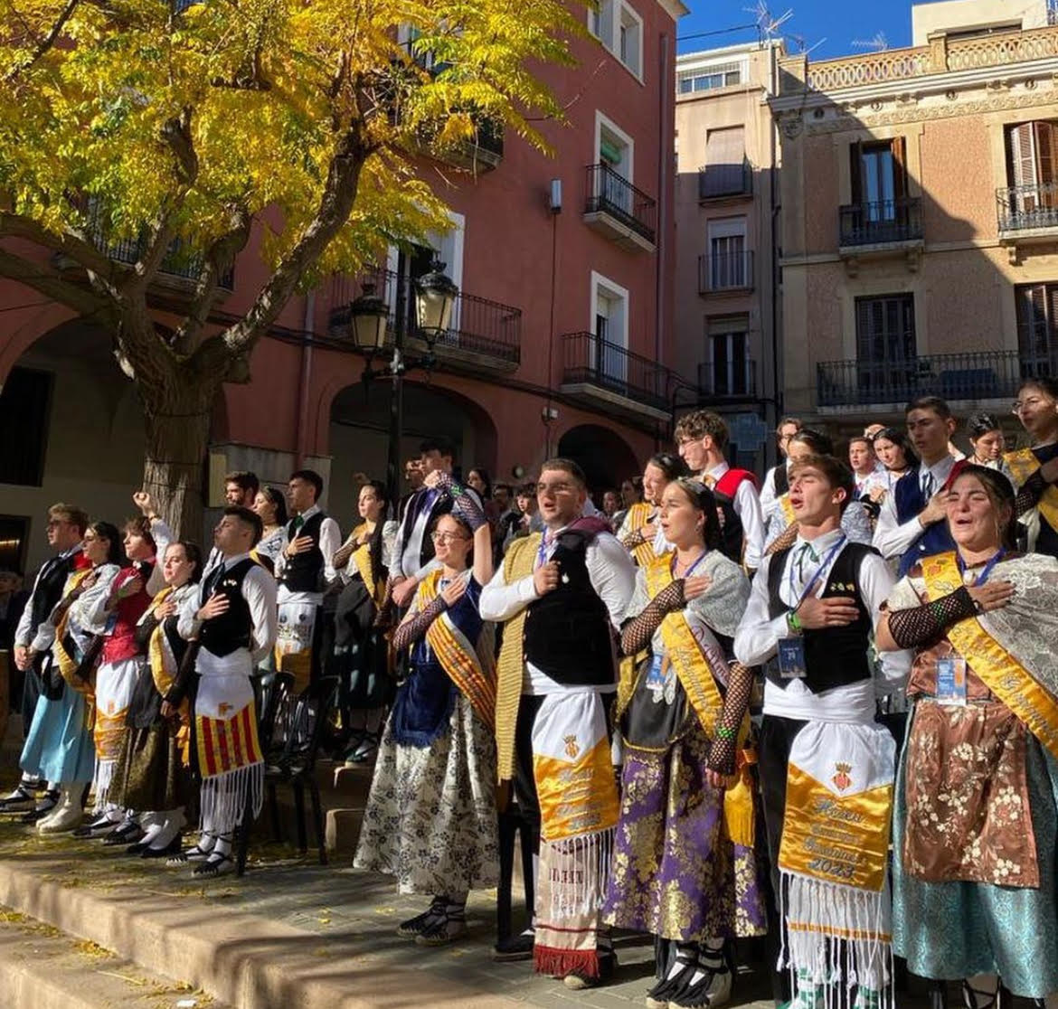 Anglès, Vidreres i Breda aconsegueixen tres títols en el certamen de Proclamació de la Pubilla i l'Hereu de Catalunya 2023