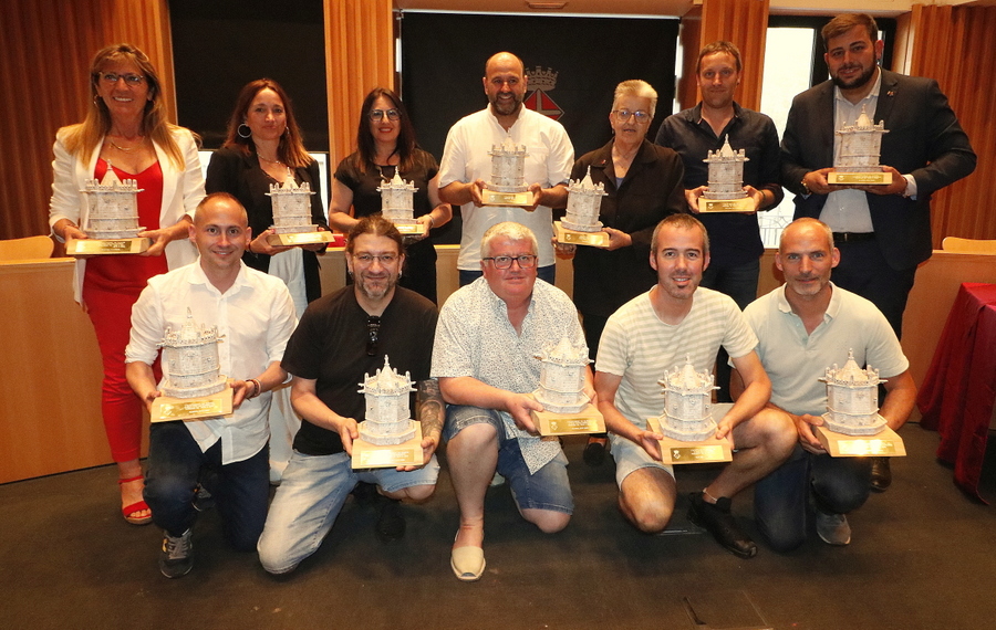 Blanes tanca el mandat lliurant la Font Gòtica als 12 regidors i regidores que no seguiran a l'Ajuntament