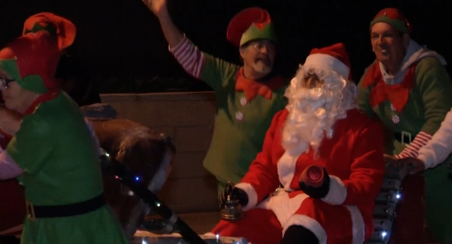 El Pare Noel vista als nens i nenes de Can Fornaca a Riudarenes
