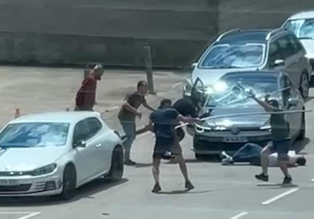 Tiroteig mortal a Riudellots de la Selva que ha acabat amb la fugida dels pistolers