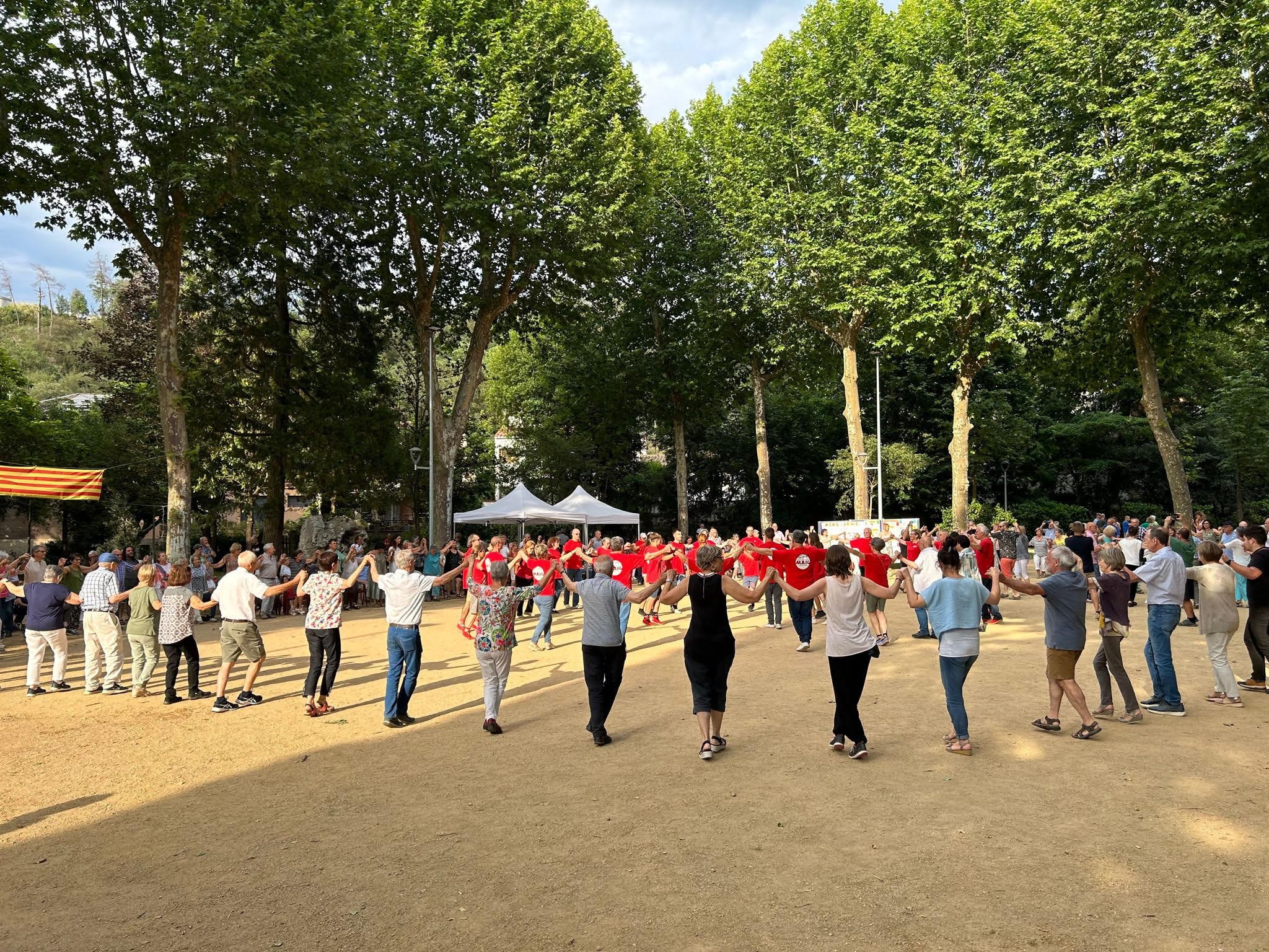 L'Agrupació Sardanista i Cultural Floricel d'Anglès va celebrar el 69è Aplec de la Sardana