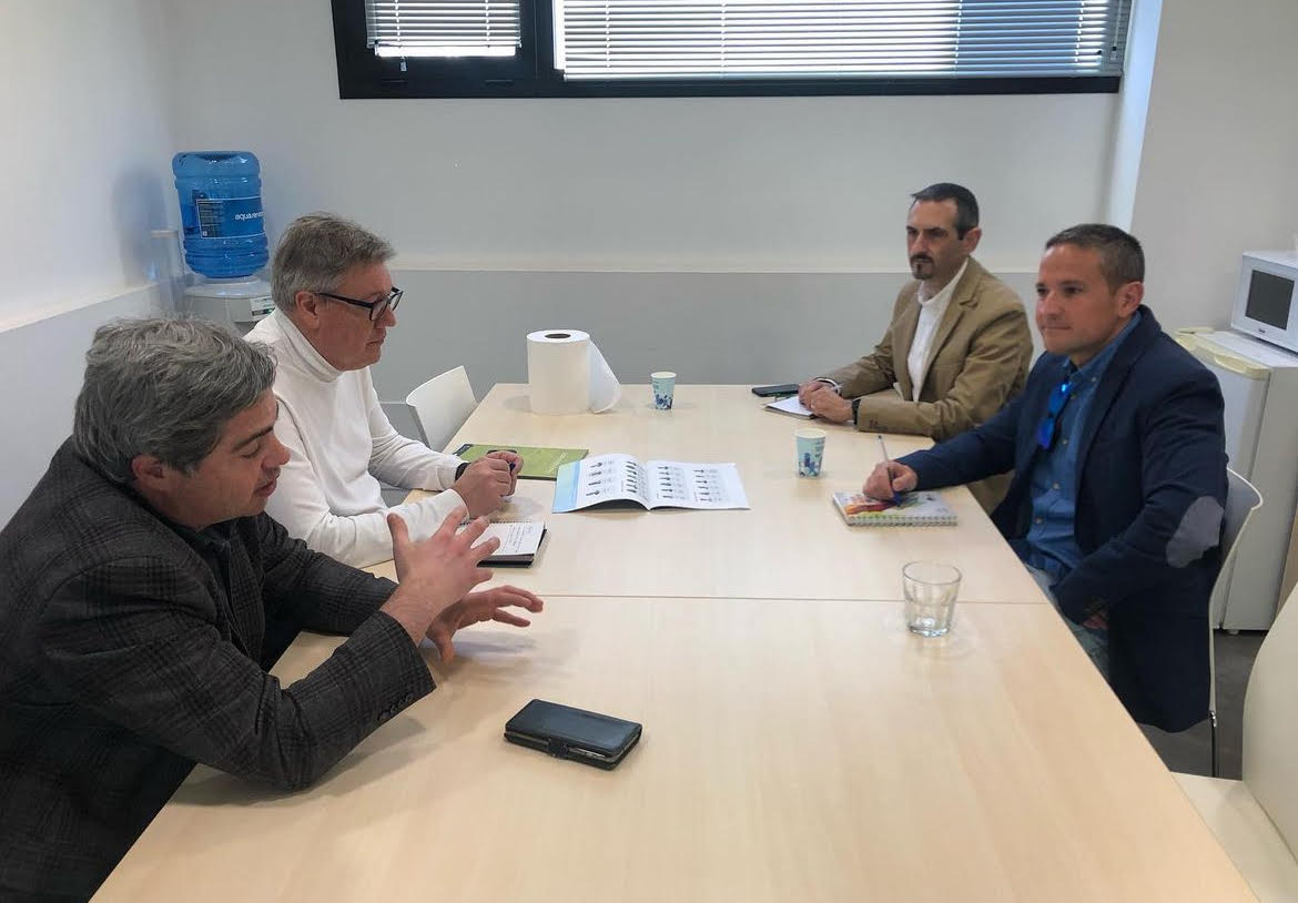 La Mancomunitat de la Ribera del País Valencià s'interessa pel model de gestió de residus de la Selva