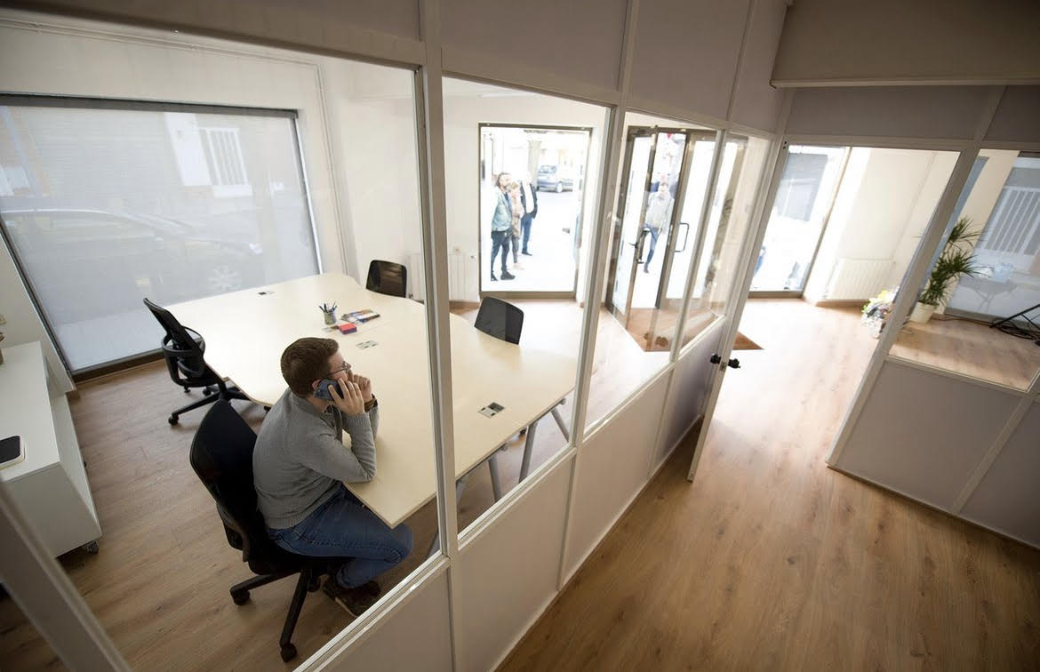 Maçanet de la Selva posa en marxa el coworking 'Espai 17412'
