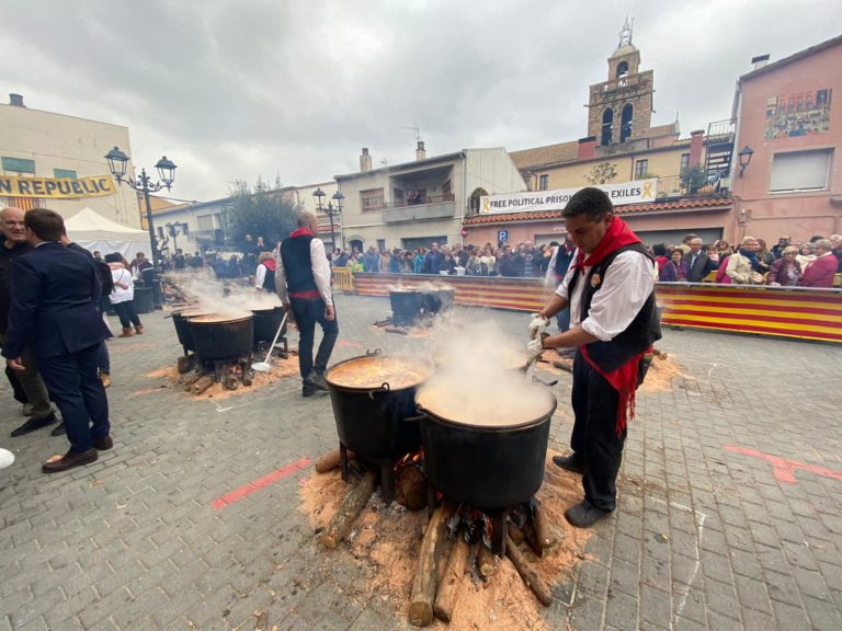 Vidreres reparteix 30 peroles amb 15.000 litres del tradicional Ranxo